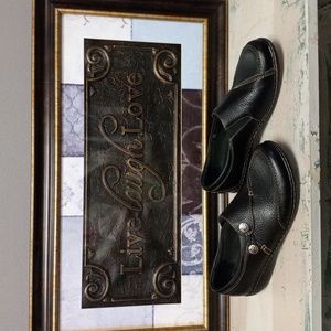 Clarks bendables Black, Leather, 2 Button Shoes